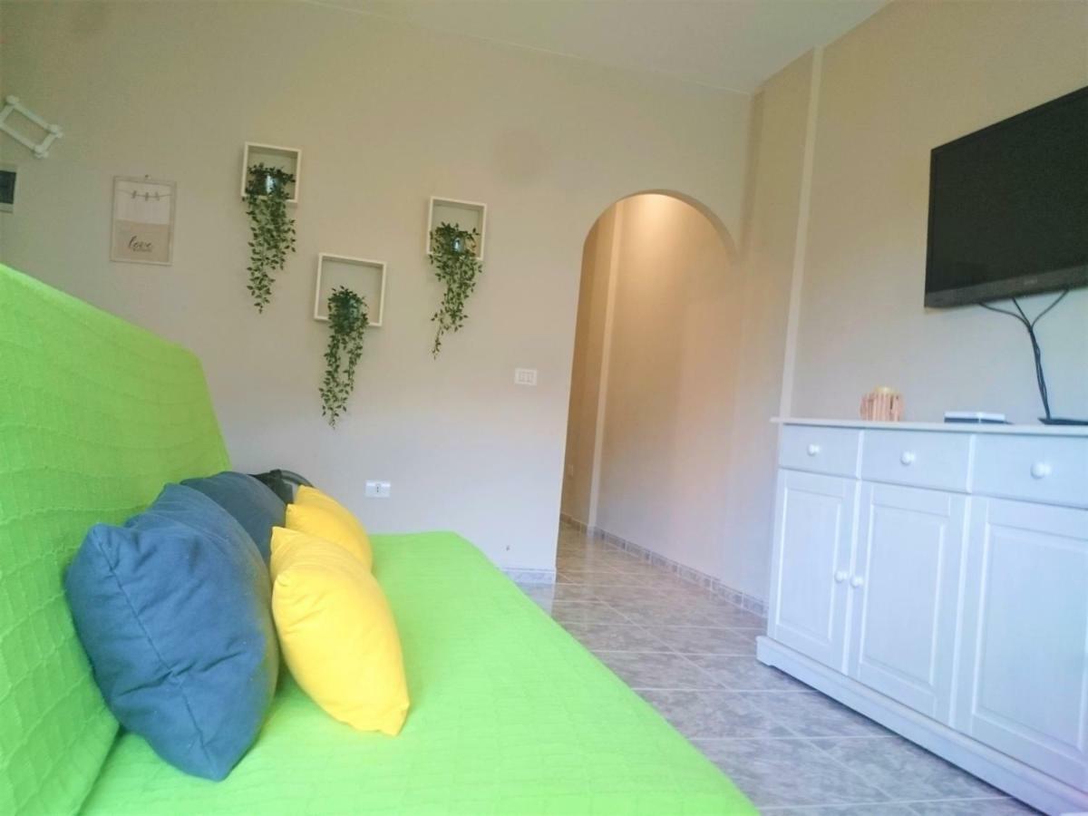 Bright Spacious Apartment, 2 Min Walk From Beach Candelaria Eksteriør bilde
